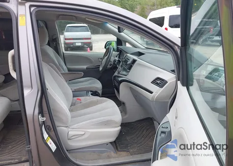 2013 Toyota Sienna Le 7 Passenger из США, поврежденный, VIN 5TDJK3DC6DS053616